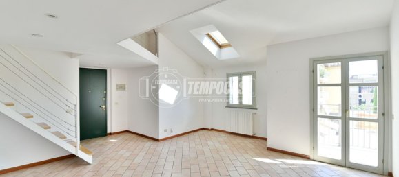 3-Zimmer Penthouse in Erba, Italy, Nr. 293675 13