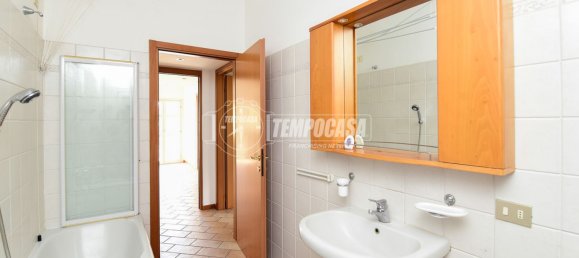 3-Zimmer Penthouse in Erba, Italy, Nr. 293675 2