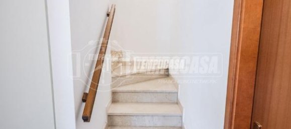 Casa de 4 divisões em San Pietro in Casale, Italy N.º 14626 21