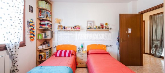 Casa de 4 divisões em San Pietro in Casale, Italy N.º 14626 26