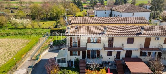 Casa de 4 divisões em San Pietro in Casale, Italy N.º 14626 3