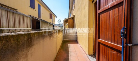 Casa de 4 divisões em San Pietro in Casale, Italy N.º 14626 19