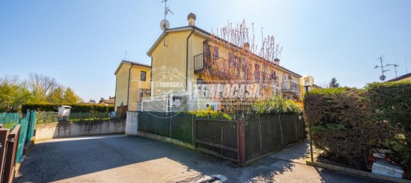 Casa de 4 divisões em San Pietro in Casale, Italy N.º 14626 9