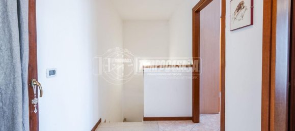 Casa de 4 divisões em San Pietro in Casale, Italy N.º 14626 23