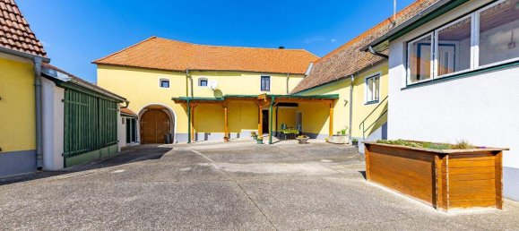 7 rooms Castles in Retz, Austria No. 79209 3