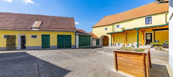 7 rooms Castles in Retz, Austria No. 79209 21