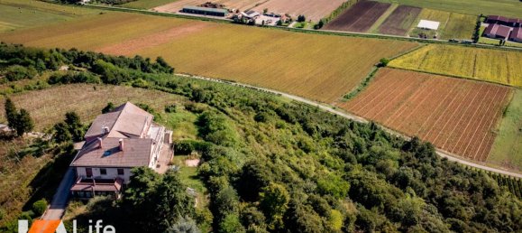 50000m² Land in Albettone, Italy No. 327781 14