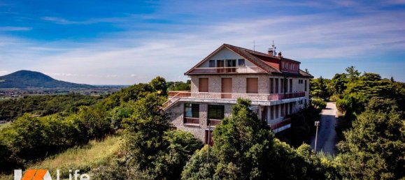 50000m² Land in Albettone, Italy No. 327781 32