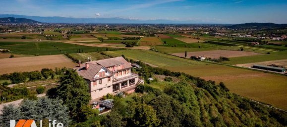 50000m² Land in Albettone, Italy No. 327781 39