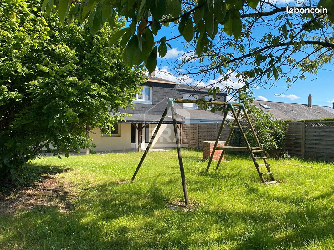 Casa T4 em Saint-Aubin-les-Elbeuf, France N.º 357495