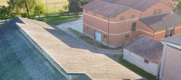 1630m² Commercial property in Campegine, Italy No. 258075 11
