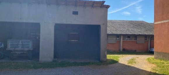 1630m² Commercial property in Campegine, Italy No. 258075 5