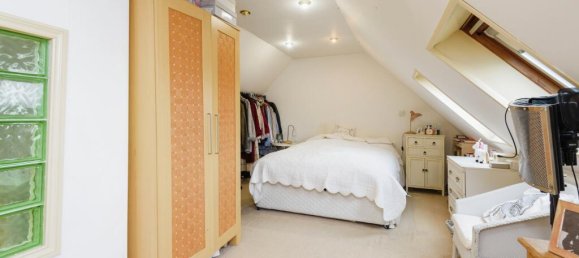 3 bedrooms House in Canterbury, United Kingdom No. 10662 46