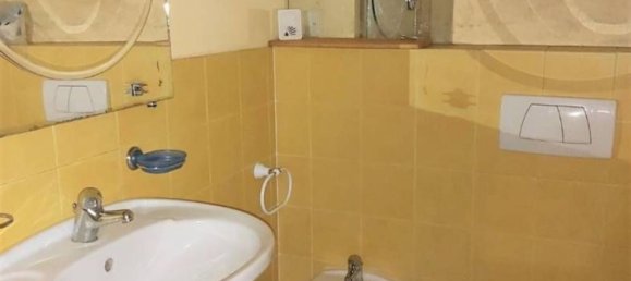 Casa de 7 habitaciónes en Parzanica, Italy No. 138280 8