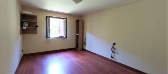 Casa de 7 habitaciónes en Parzanica, Italy No. 138280 9