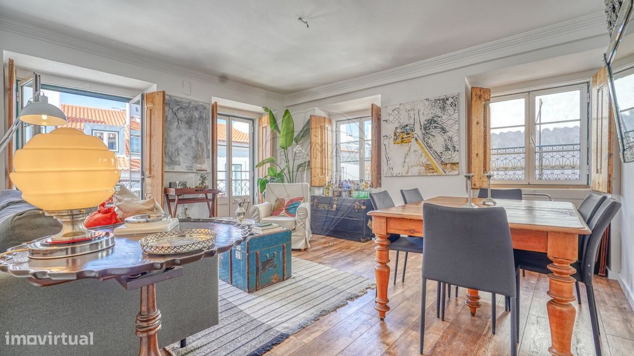 2 bedrooms Apartment in Lisbon, Portugal No. 332621