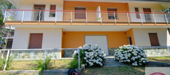 Вилла с 10 комнатами в Урбе, Италия № 145063 3