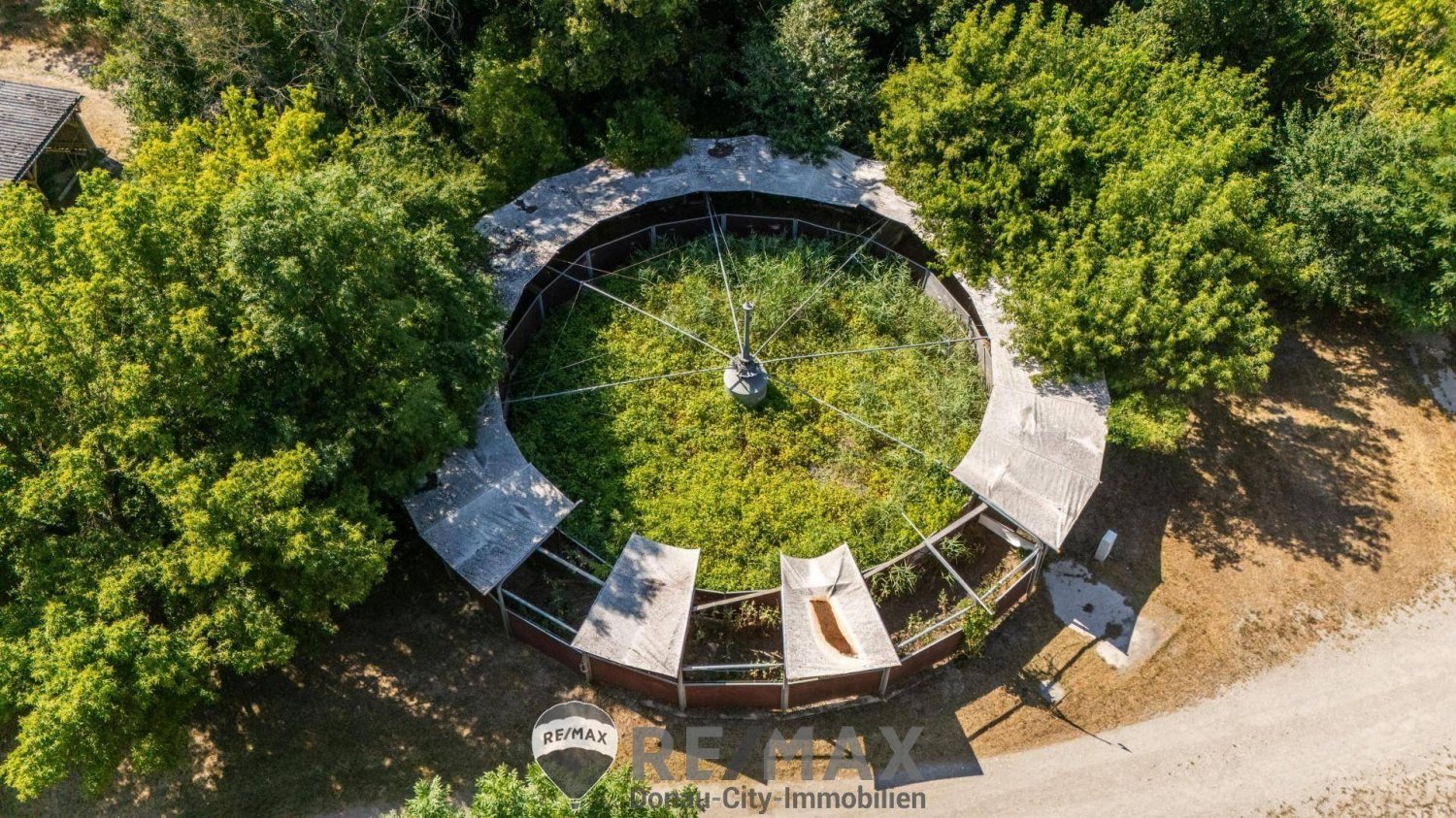  قطعة أرض في Andlersdorf, Austria 7576متر مربع رقم 193184