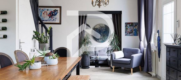 3 bedrooms House in Colombes, France No. 142015 7