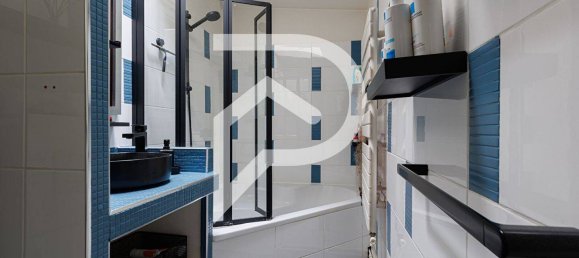 3 bedrooms House in Colombes, France No. 142015 13