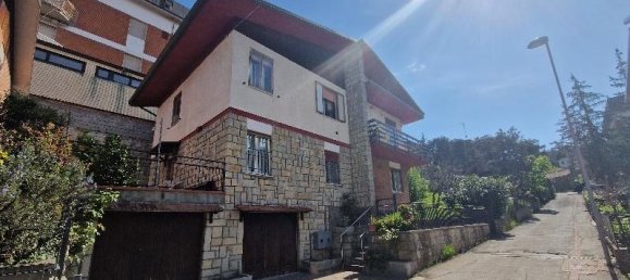 9-Zimmer Villa in Zocca, Italy, Nr. 236918 2