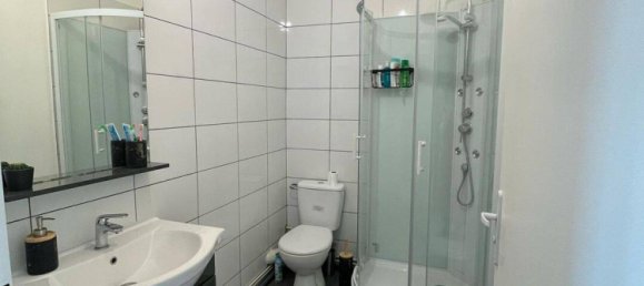 Studio in Villeneuve-Saint-Georges, France No. 331842 7