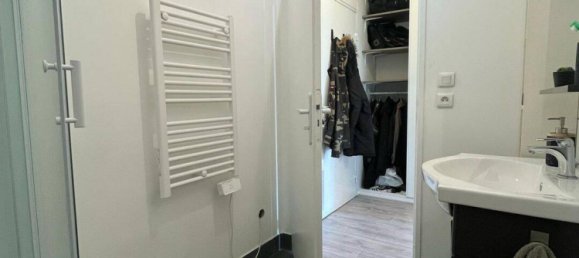 Studio in Villeneuve-Saint-Georges, France No. 331842 9