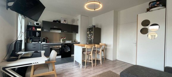 Studio in Villeneuve-Saint-Georges, France No. 331842 2