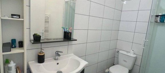 Studio in Villeneuve-Saint-Georges, France No. 331842 8