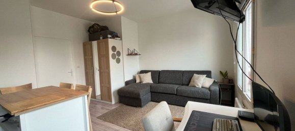 Studio in Villeneuve-Saint-Georges, France No. 331842 4