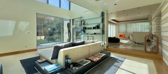 4 bedrooms House in Lisbon, Portugal No. 51352 3