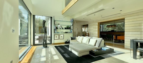 4 bedrooms House in Lisbon, Portugal No. 51352 2