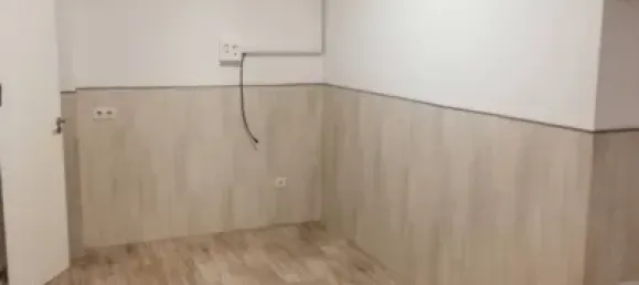 94m² Commercial property in Fuengirola, Spain No. 140384 5