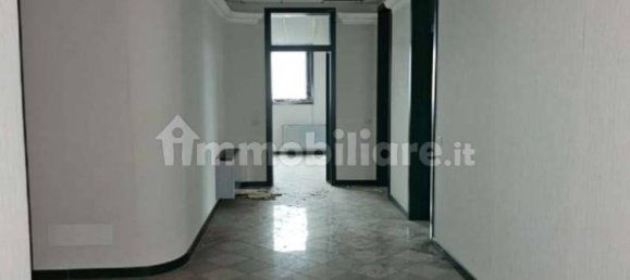 1 room Office in Rovigo, Italy No. 67510 5