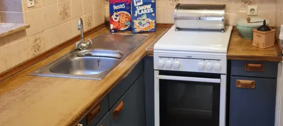 Studio in Neuwied, Germany No. 138380 3