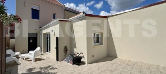 3 Schlafzimmer Villa in Avion, France, Nr. 315679 11