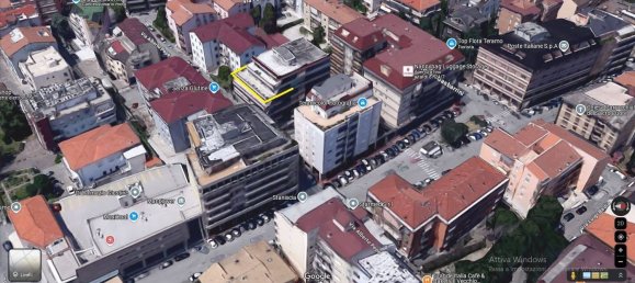 Квартира с 4 комнатами в Терамо, Италия № 154130 20