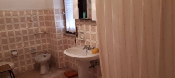 Квартира с 4 комнатами в Терамо, Италия № 154130 8