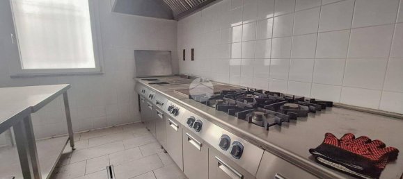 Escritório de 4 divisões em Trescore Cremasco, Italy N.º 341869 12