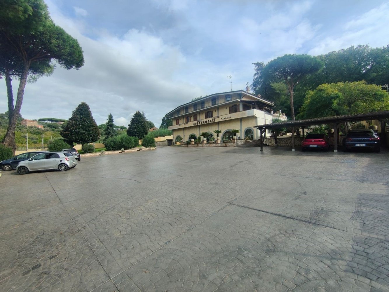 16-Zimmer Villa in Marino, Italy, Nr. 161179