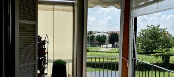 4 rooms Apartment in Chieri, Italy No. 49378 7