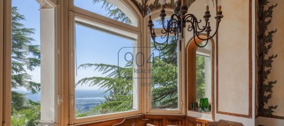5 Schlafzimmer Villa in Varese, Italy, Nr. 404373 8