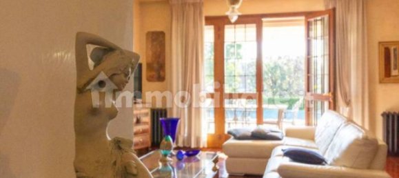 3 Schlafzimmer Villa in Pordenone, Italy, Nr. 10428 30