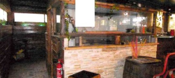 82m² Commercial property in Godiasco Salice Terme, Italy No. 124229 5