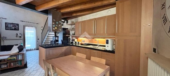 1 bedroom Apartment in Travagliato, Italy No. 381902 4