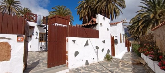 3 bedrooms House in San Bartolome De Tirajana, Spain No. 162665 2