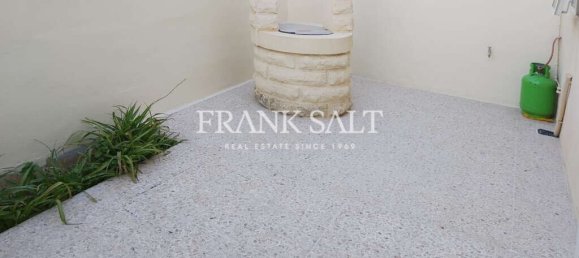 2 bedrooms House in Birkirkara, Malta No. 10666 11