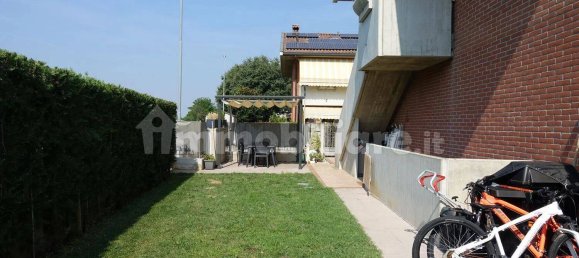 5 غرف نوم فيلا في Treviolo, Italy رقم 341979 42