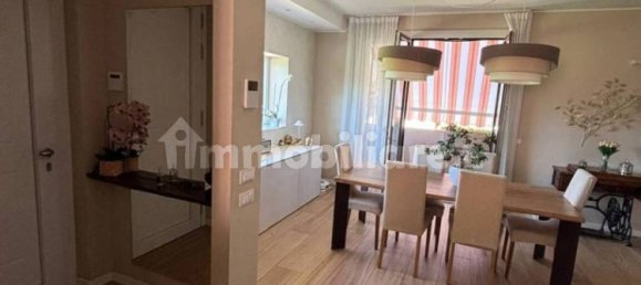 5 غرف نوم فيلا في Treviolo, Italy رقم 341979 11