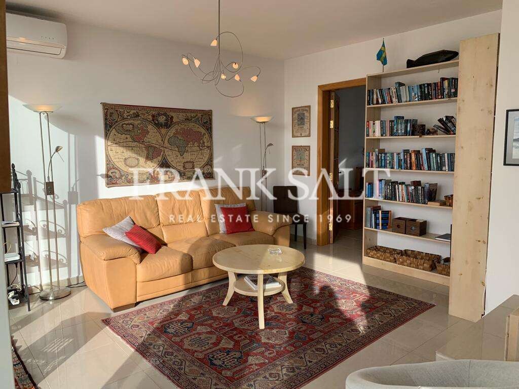 Ático de 2 dormitorios en Saint Julian's, Malta No. 9744